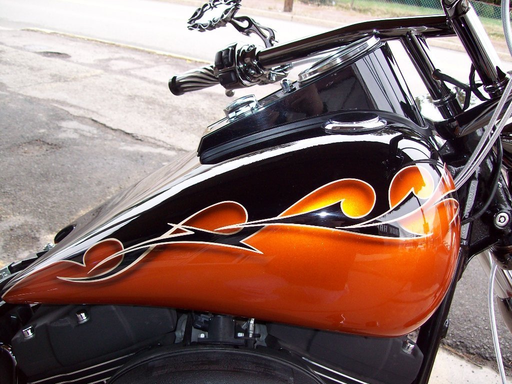 custommotorcyclepaint5.jpg